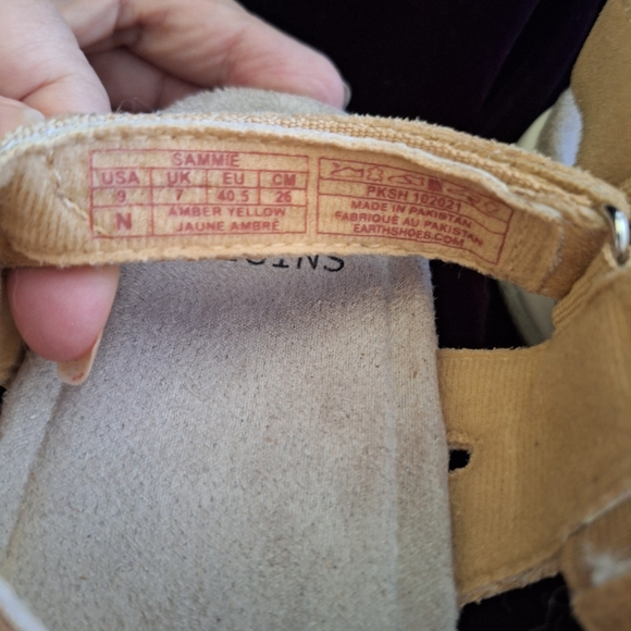 Earth Origins Women’s Sammie Yellow Leather Flat Heel Sandals Shoes US 9 N - Picture 11 of 12